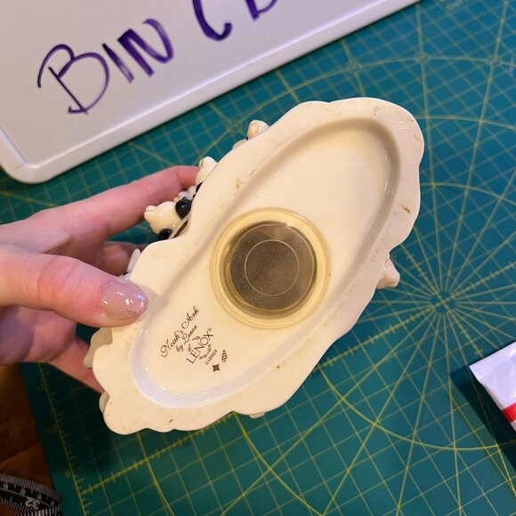 Noah’s Ark by Lenox Piggy Bank Baby Shower Nursery - Picture 11 of 11